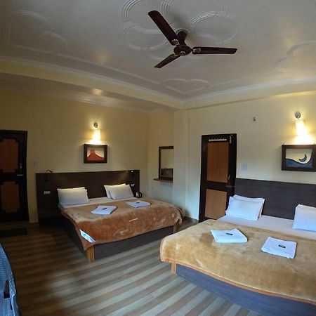 The Royal Orchard Kasol Hotel Ngoại thất bức ảnh