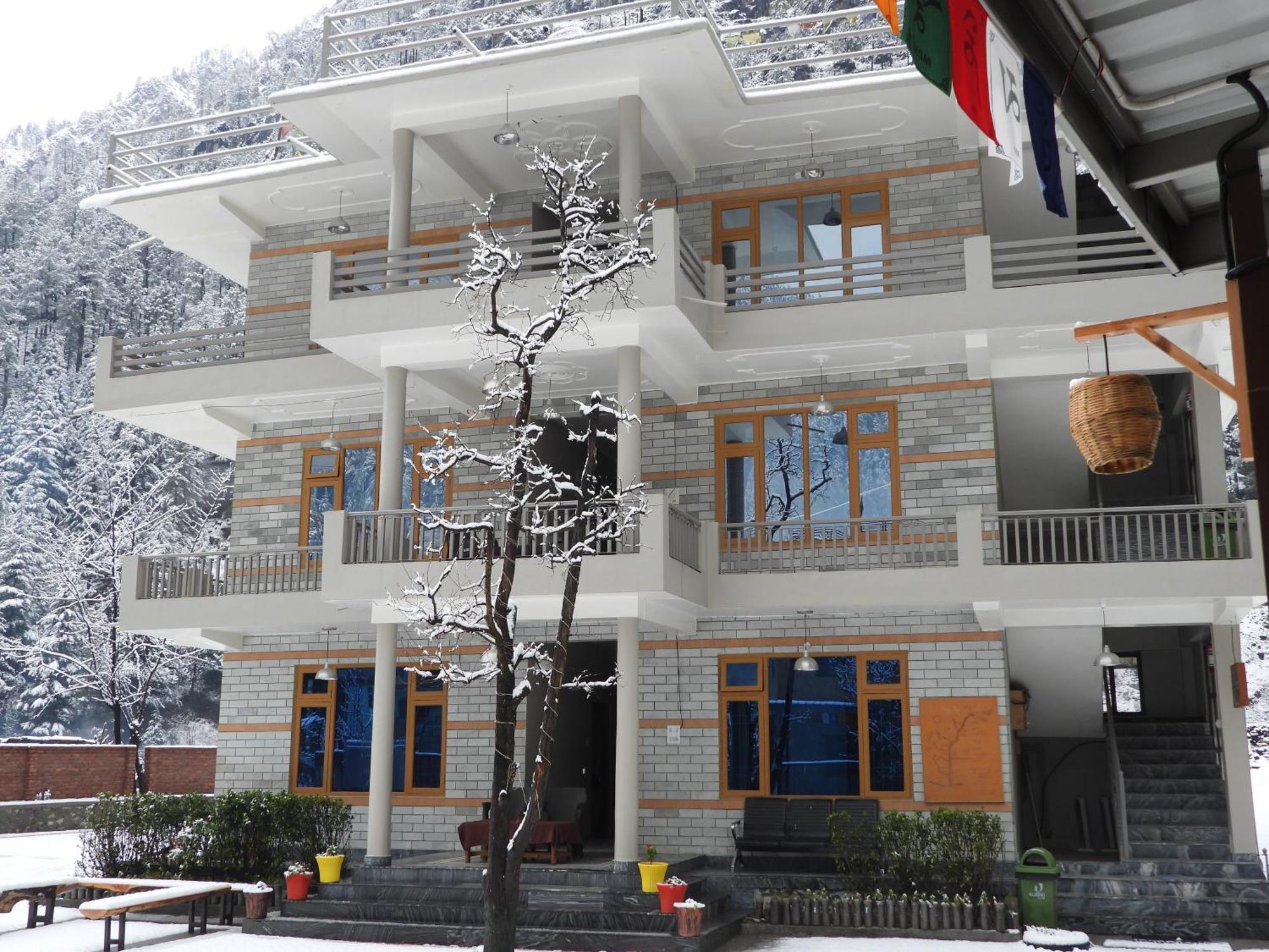 The Royal Orchard Kasol Hotel Ngoại thất bức ảnh