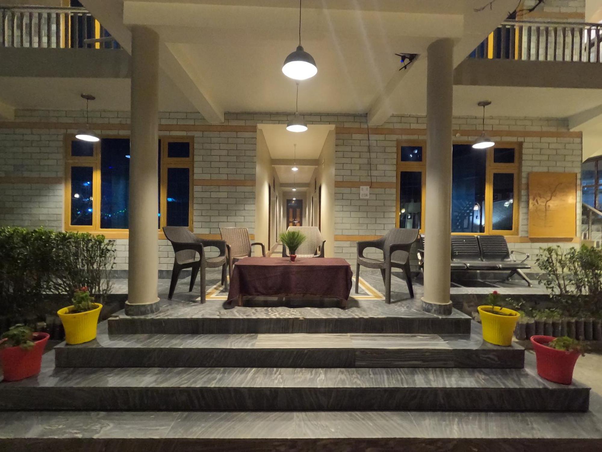 The Royal Orchard Kasol Hotel Ngoại thất bức ảnh