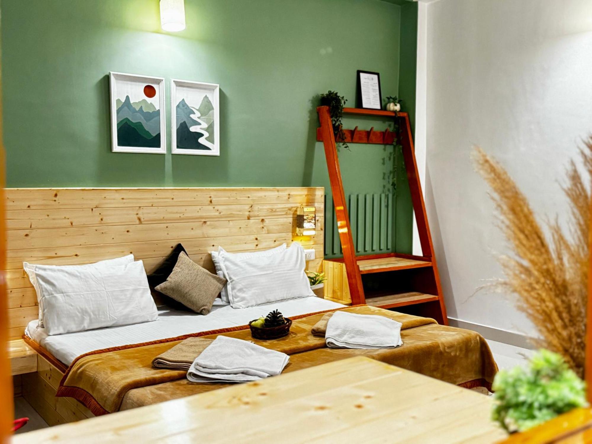 The Royal Orchard Kasol Hotel Ngoại thất bức ảnh
