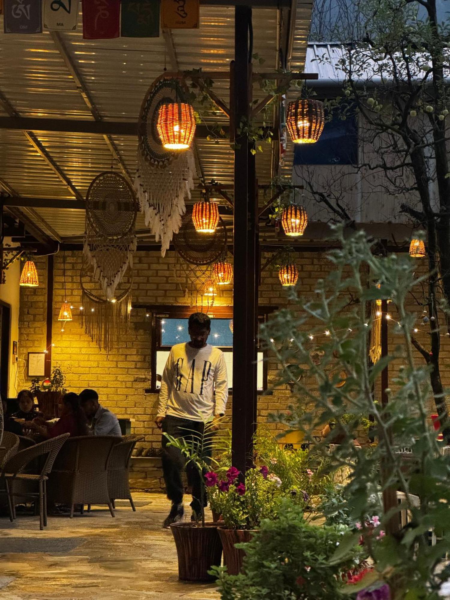 The Royal Orchard Kasol Hotel Ngoại thất bức ảnh
